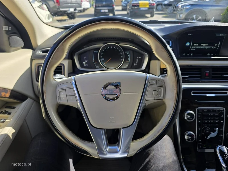 Volvo XC 70 8