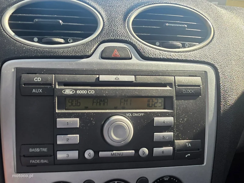 Ford Focus II 15