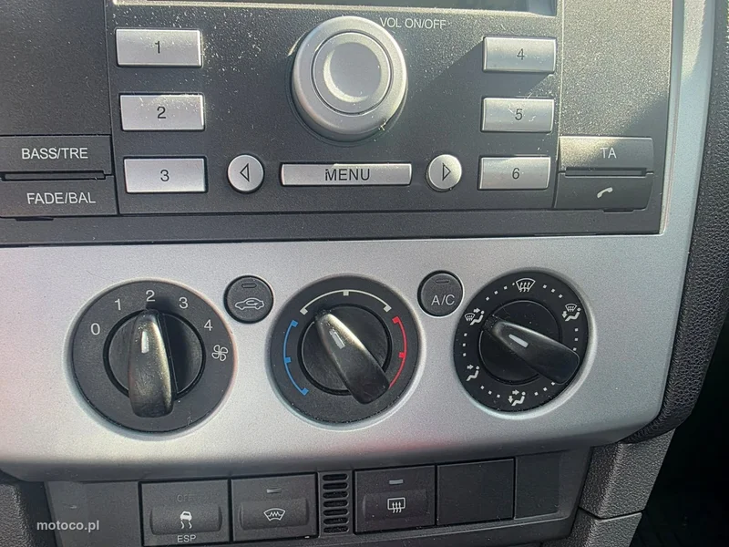 Ford Focus II 16