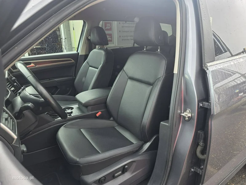 Volkswagen Atlas 6