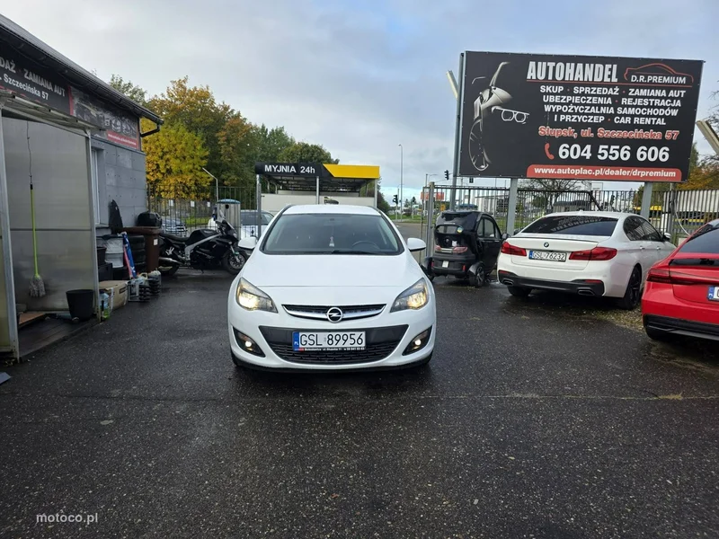 Opel Astra J 3