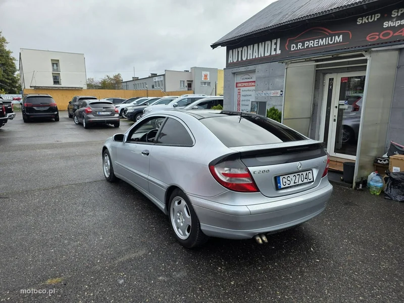 Mercedes-Benz Klasa C W203 C 200 4