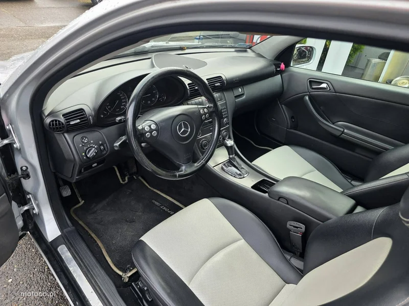 Mercedes-Benz Klasa C W203 C 200 8