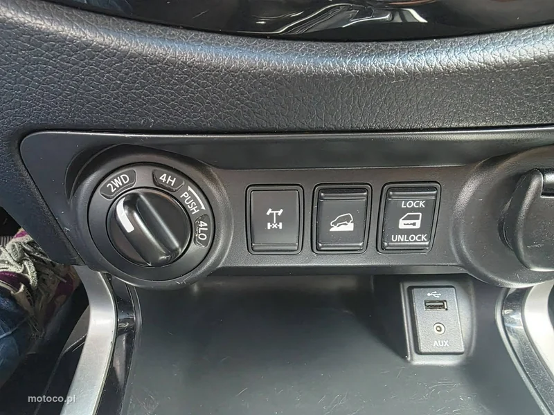 Nissan Navara 24