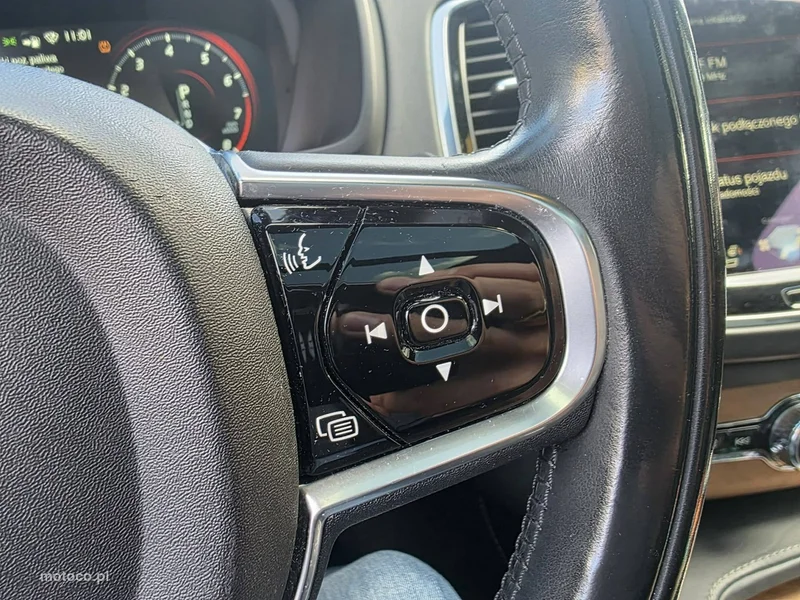 Volvo XC 90 16
