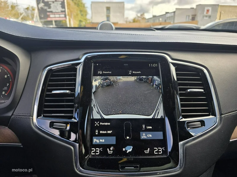Volvo XC 90 22