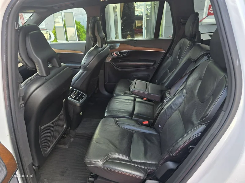 Volvo XC 90 34
