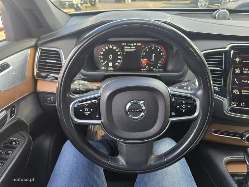 Volvo XC 90 10