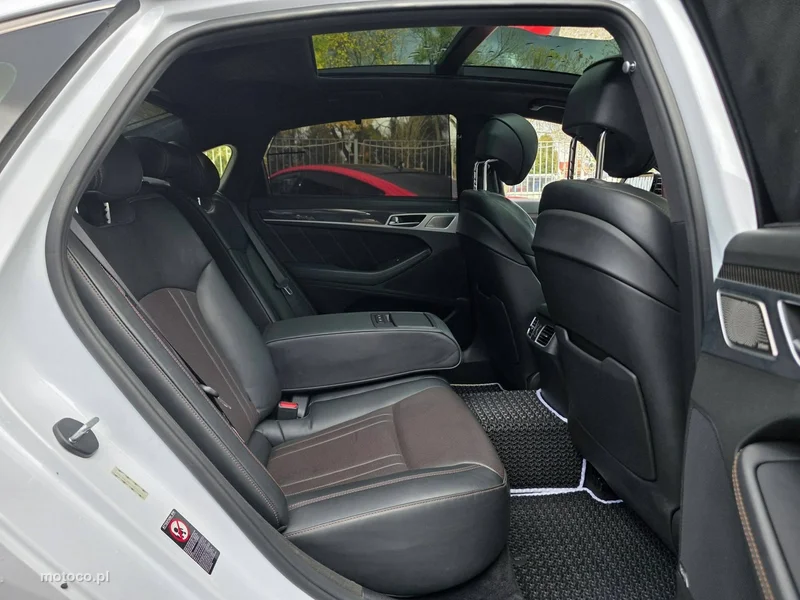 Genesis G80 38