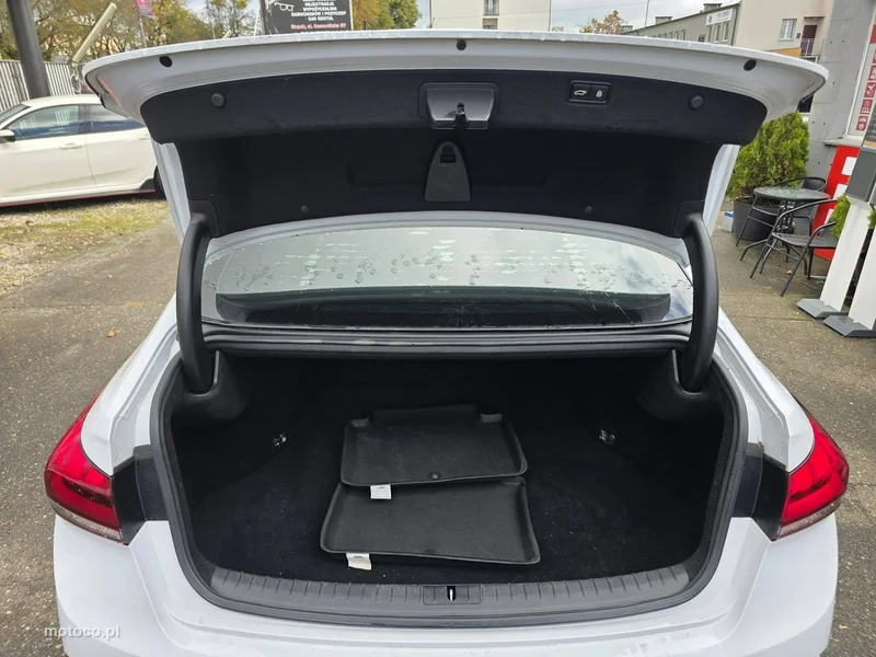 Genesis G80 41