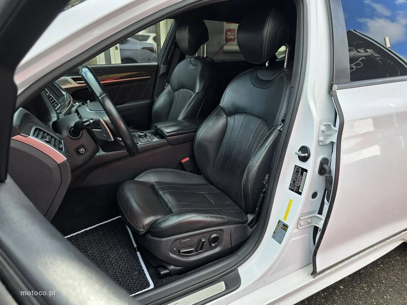 Genesis G80 7