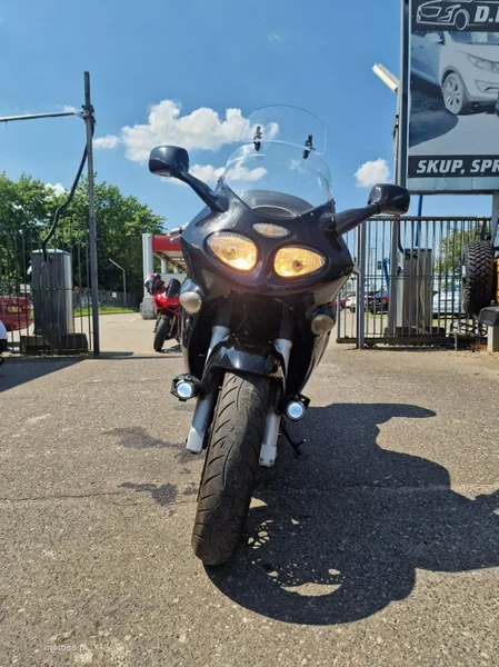 Triumph Sprint 3