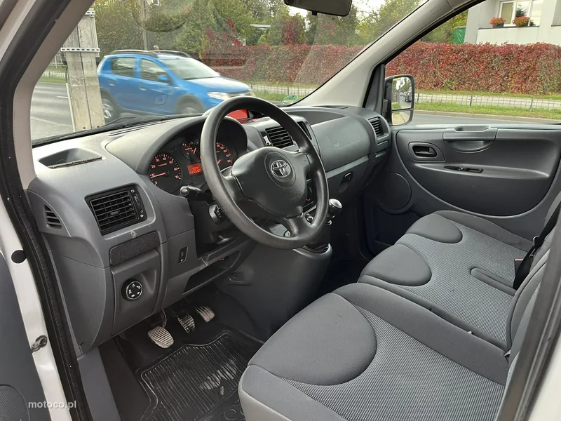 Toyota ProAce 11