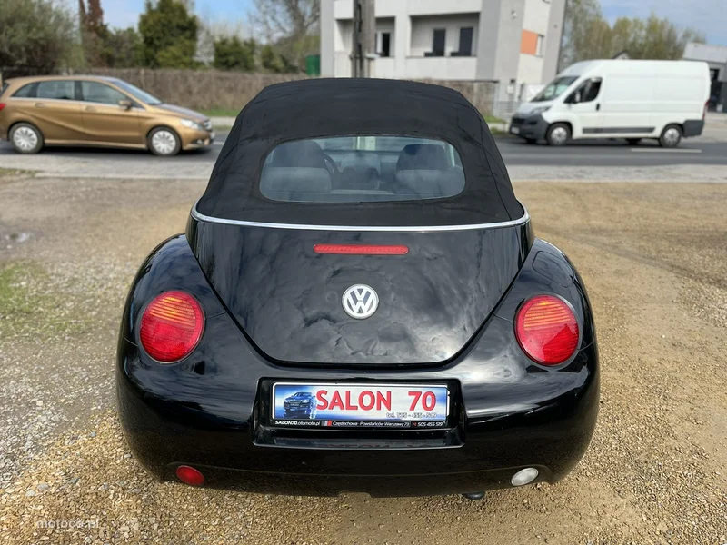 Volkswagen New Beetle 5