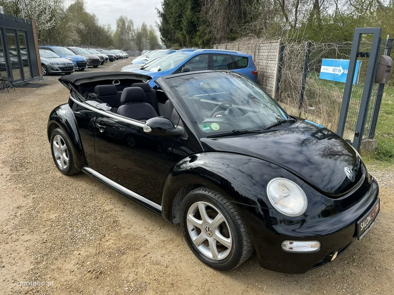 Volkswagen New Beetle 9