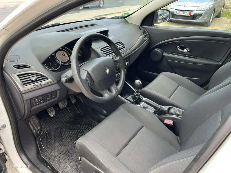 Renault Megane III 13