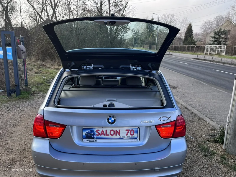 BMW Seria 3 E90 318 22