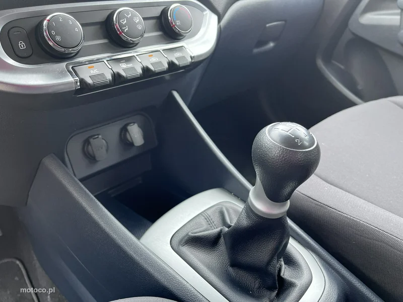Kia Rio 23