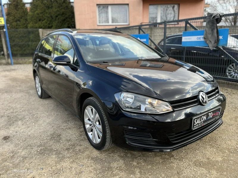 Volkswagen Golf VII 3