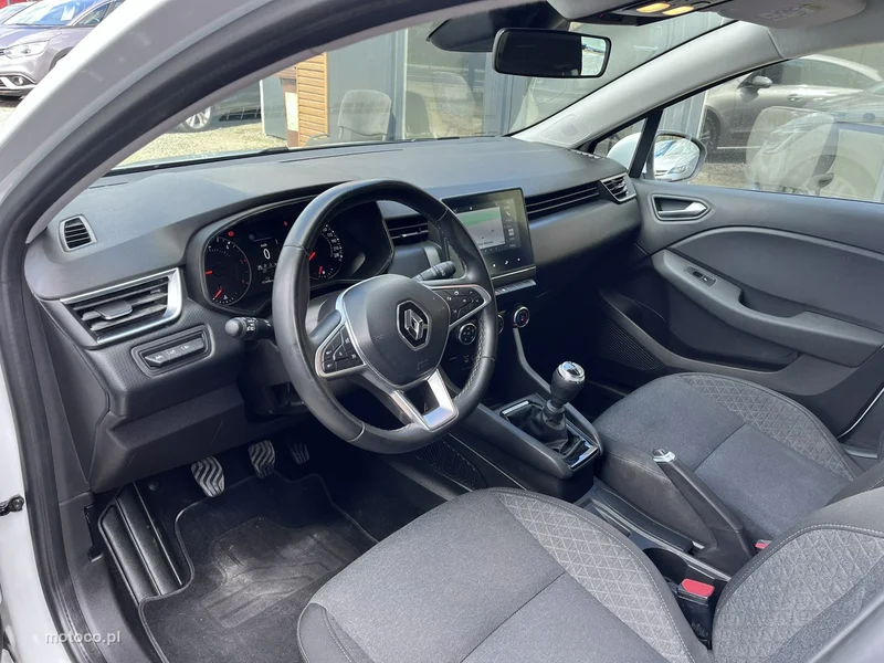 Renault Clio V 21