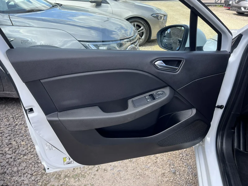 Renault Clio V 22