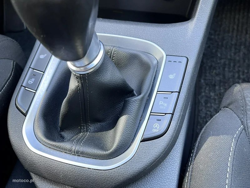 Hyundai i30 16