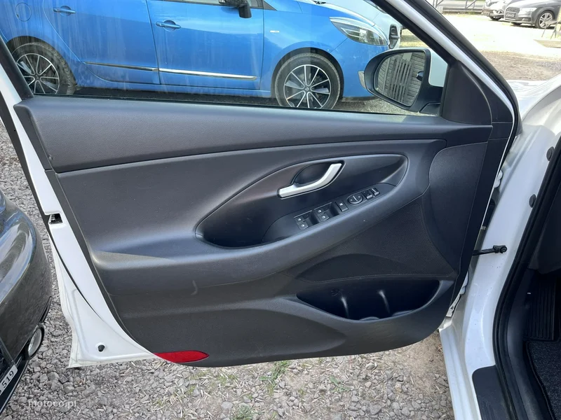 Hyundai i30 18