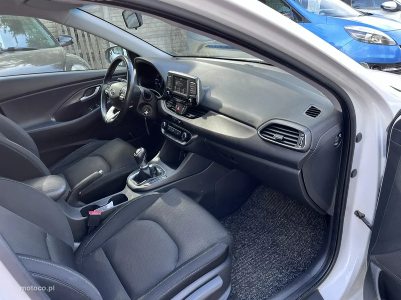 Hyundai i30 20