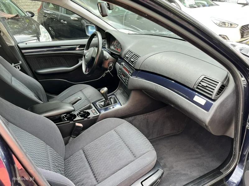 BMW Seria 3 E46 316 17