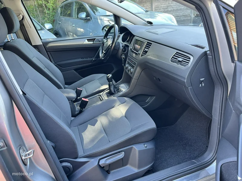 Volkswagen Golf Sportsvan VII 25