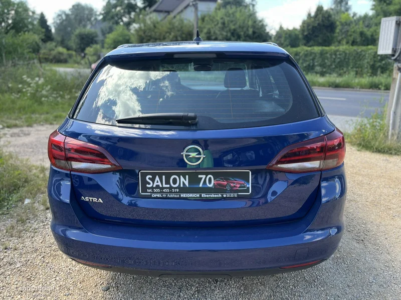 Opel Astra K 10