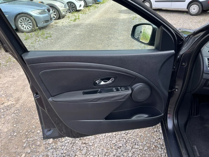Renault Megane III 12