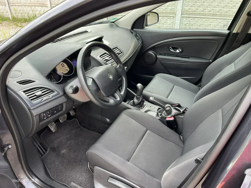 Renault Megane III 13