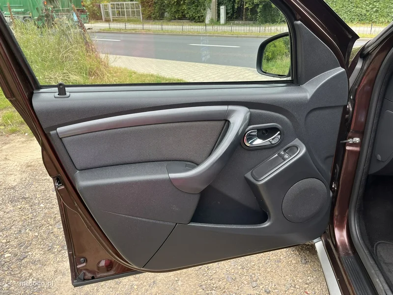 Dacia Duster 14
