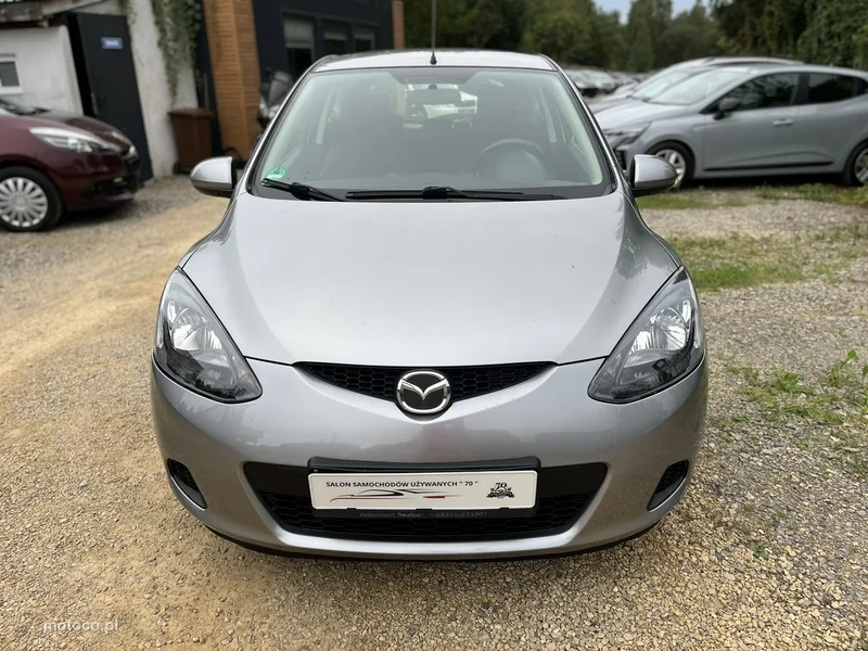 Mazda 2 2