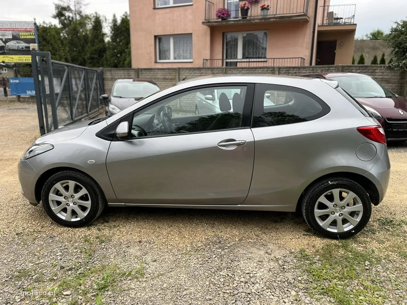 Mazda 2 5