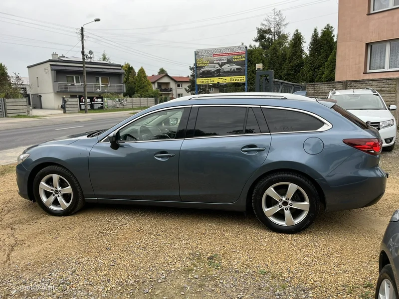 Mazda 6 12