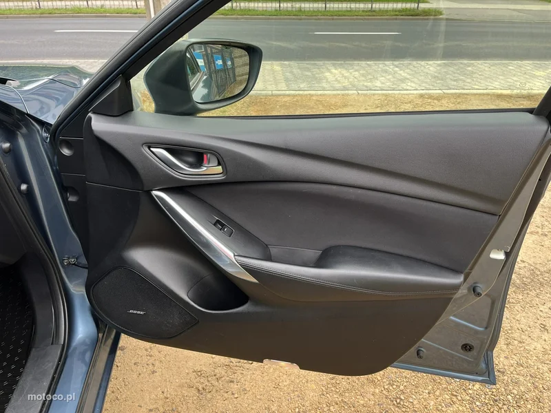 Mazda 6 25