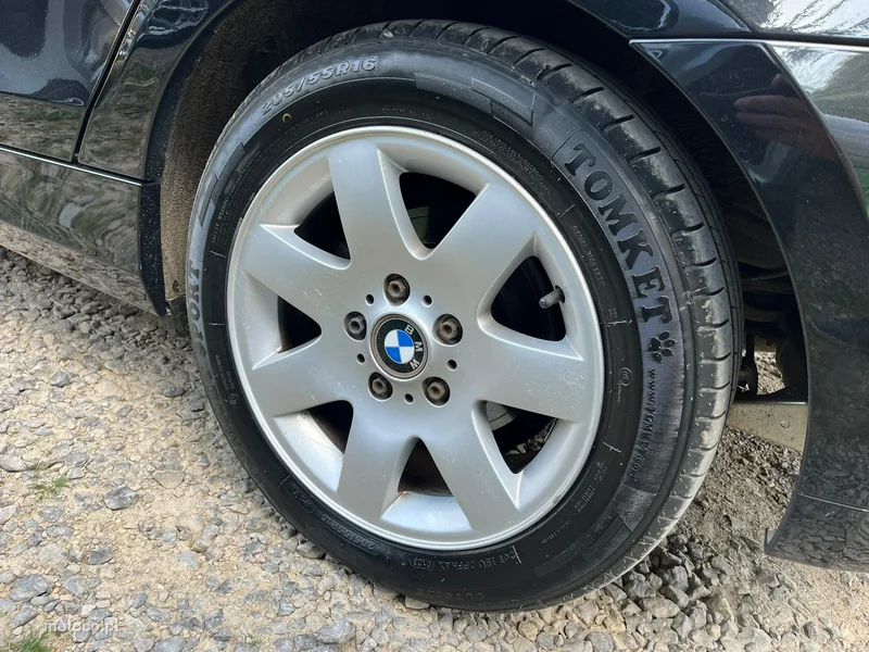 BMW Seria 1 E87 118 12