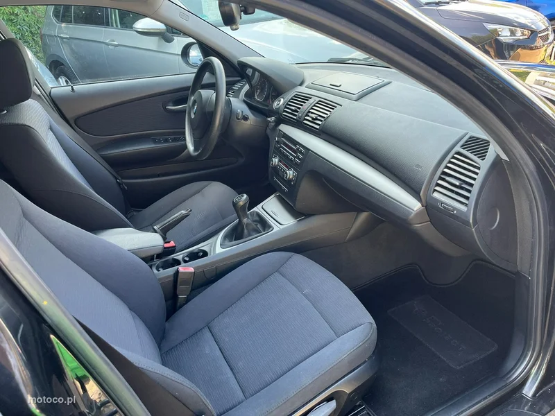 BMW Seria 1 E87 118 18