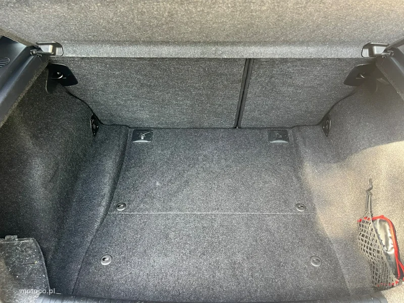 BMW Seria 1 E87 118 23