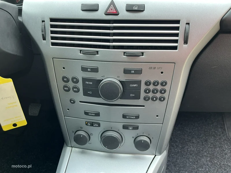 Opel Astra H 19