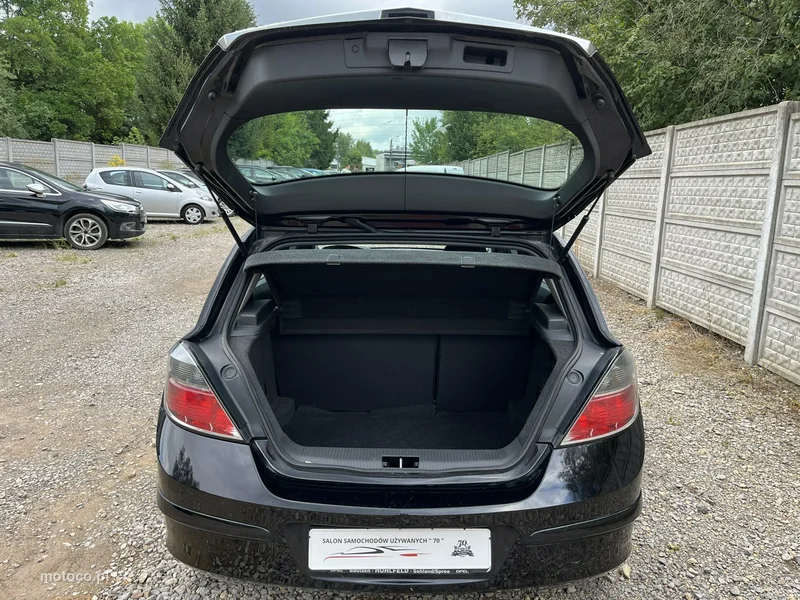 Opel Astra H 22
