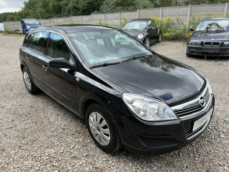 Opel Astra H 5