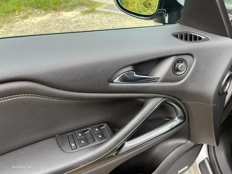 Opel Zafira C Tourer 16