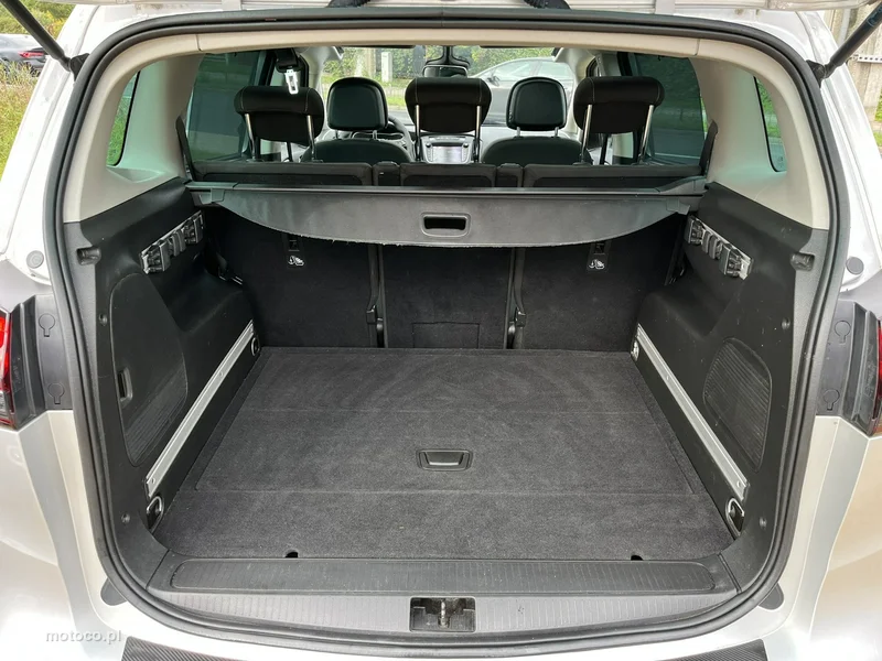 Opel Zafira C Tourer 30