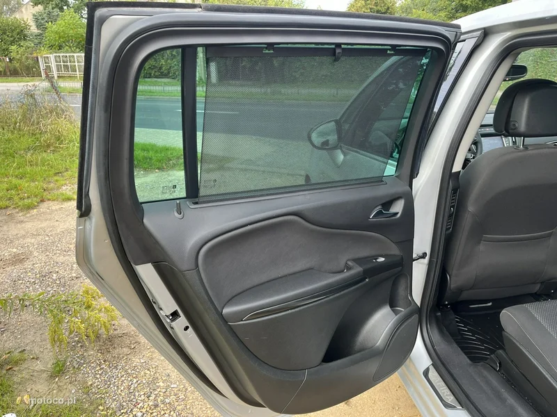 Opel Zafira C Tourer 33