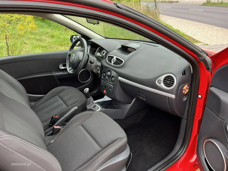 Renault Clio III 12