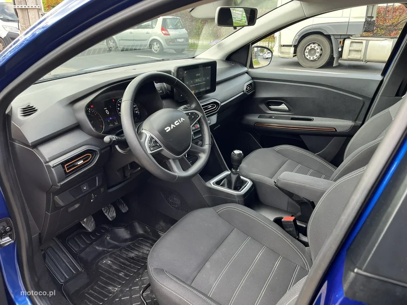 Dacia Sandero 22