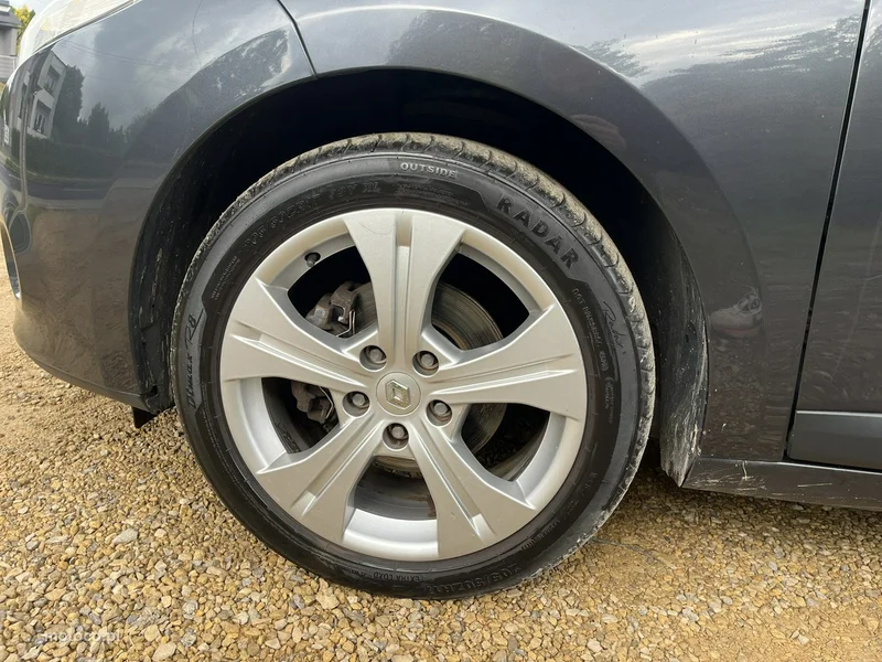 Renault Megane III 11